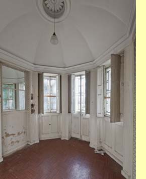 Octagonal tea room